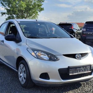 MAZDA 2 / 1.3 benzină / 2009
